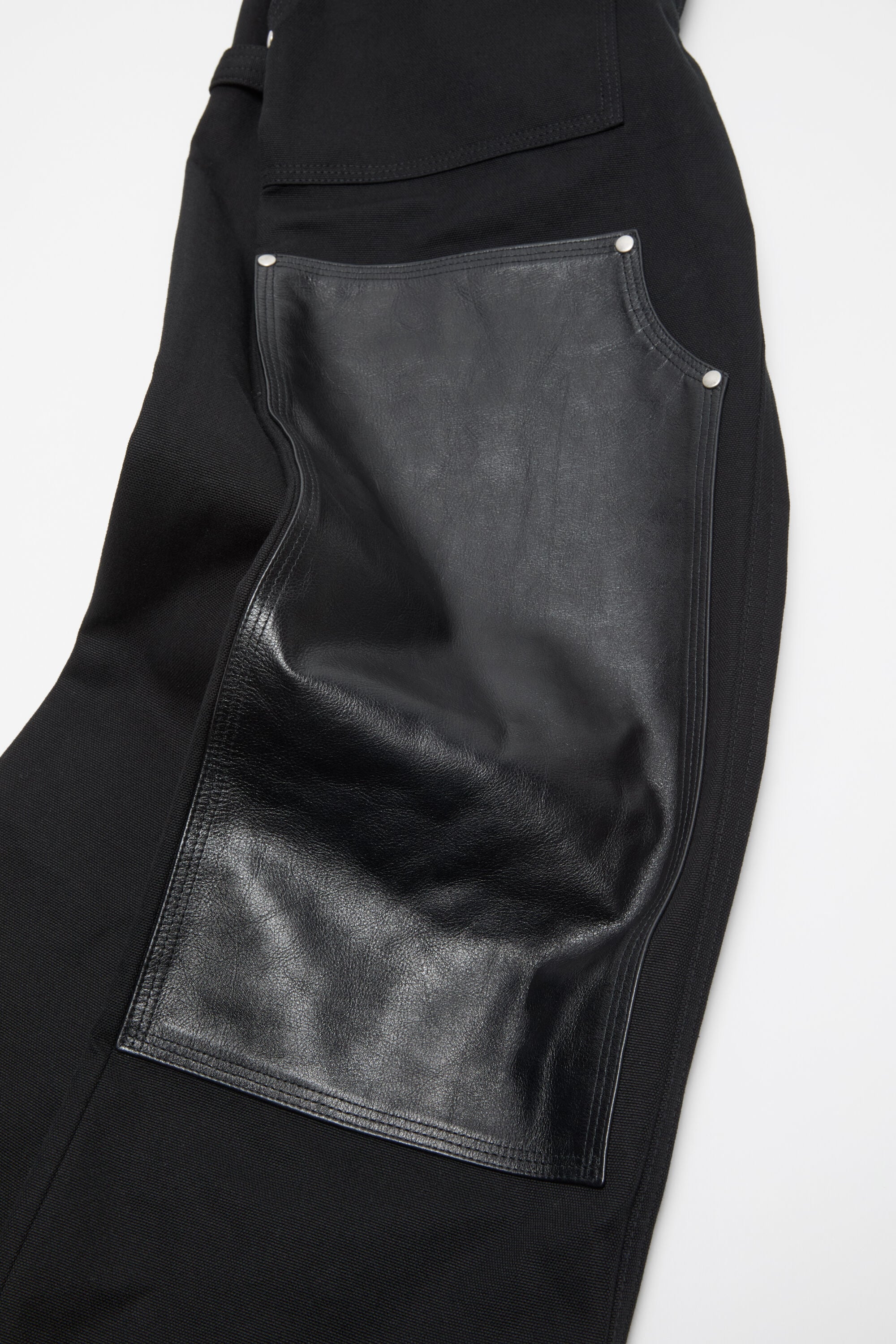 Acne Studios - レザーパッチ付きデニムトラウザーズ - ブラック