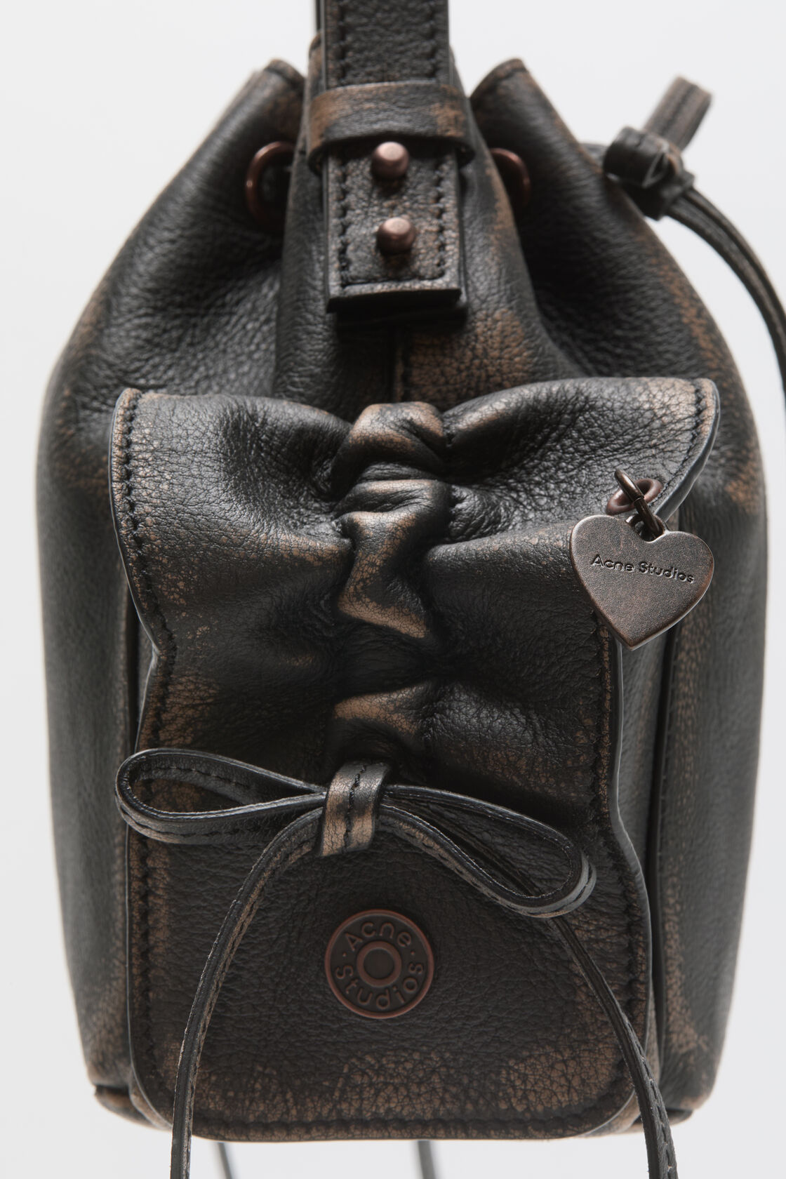 Multipocket mini bucket bag, Dark brown/beige, 2000x