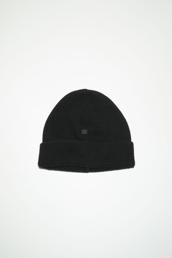 Acne - face patch beanie -