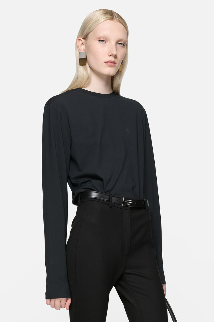 FA-UX-TSHI000317, Black