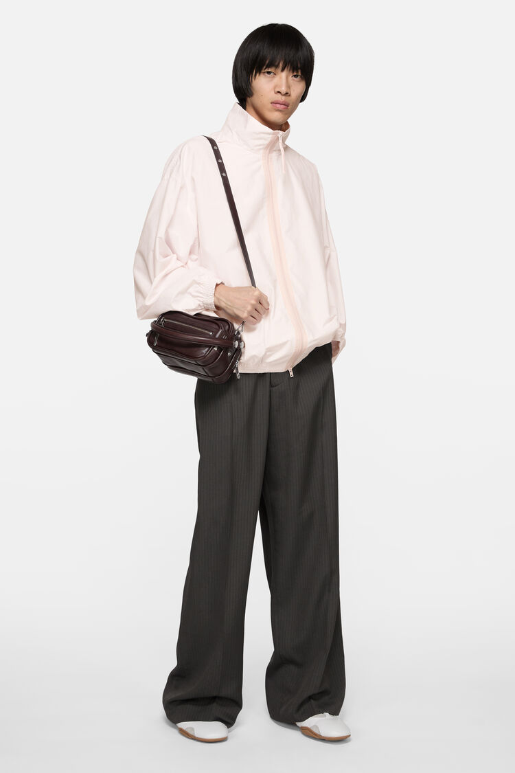 FN-MN-OUTW001124, Soft white