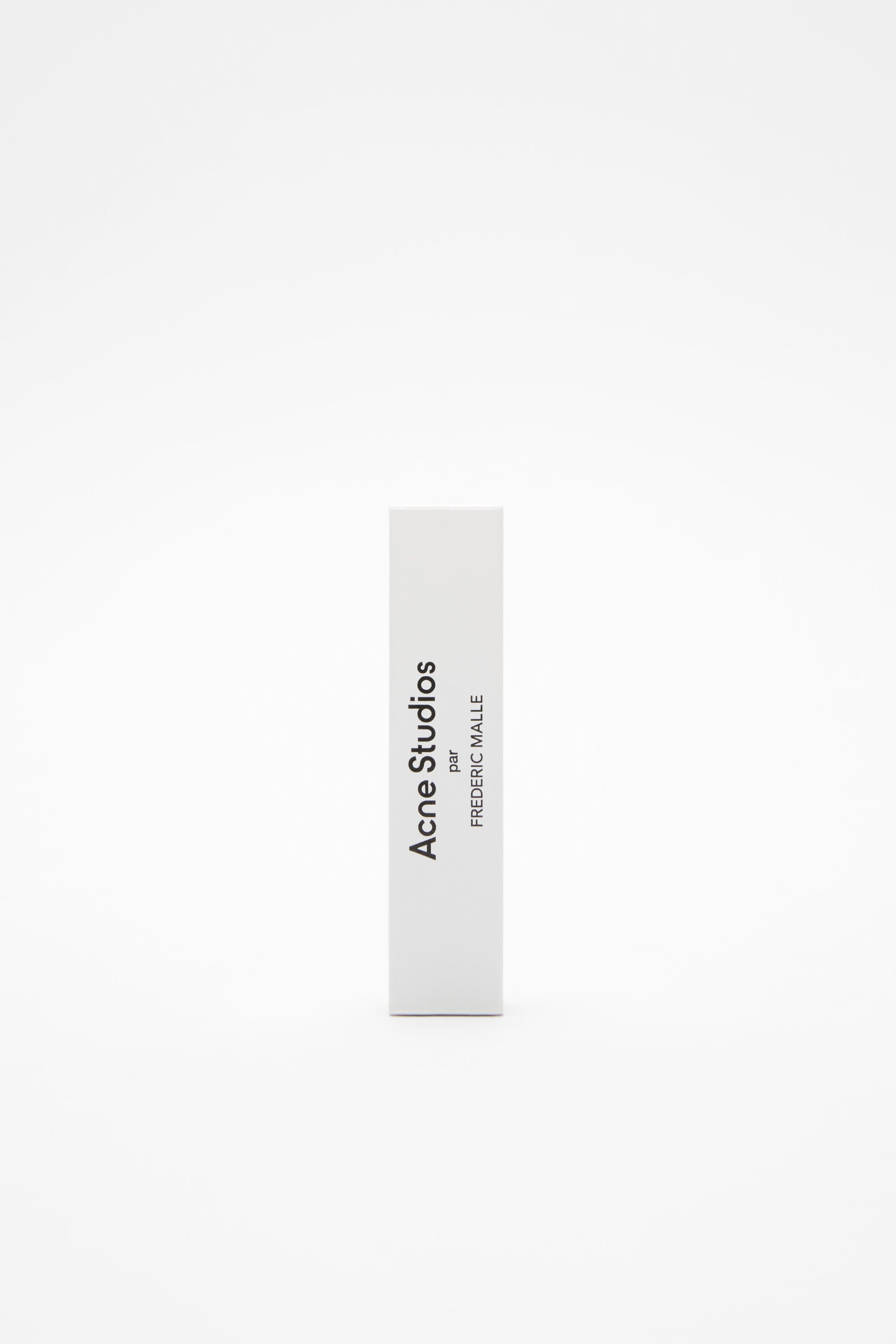 Acne Studios - Acne Studios par Frédéric Malle by Suzy Le Helley