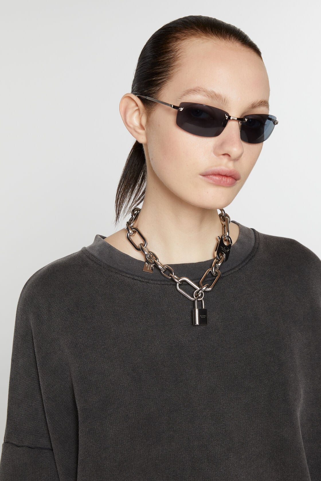 Padlock chain necklace, Silver, 2000x