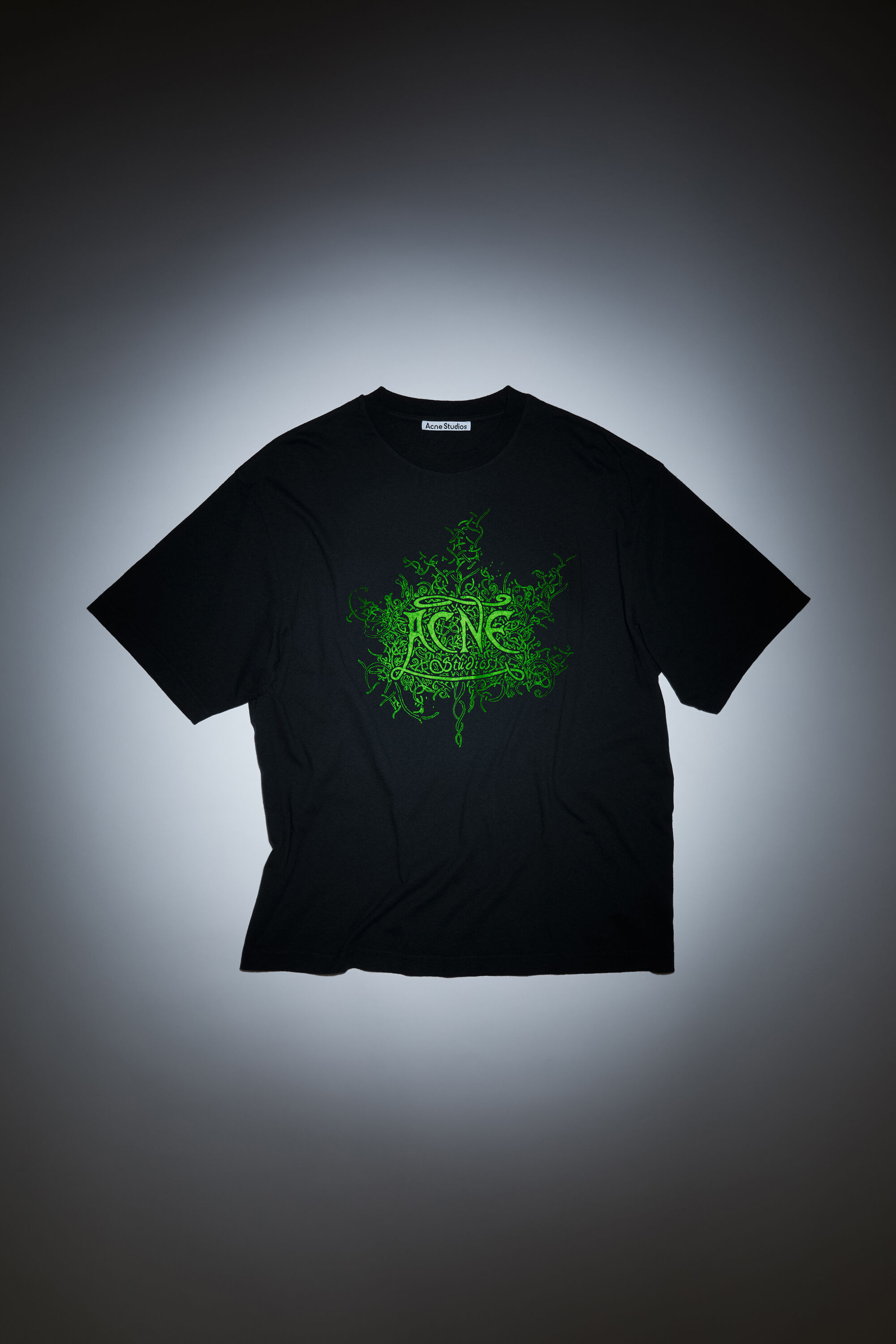 暗闇で光るロゴTシャツ
