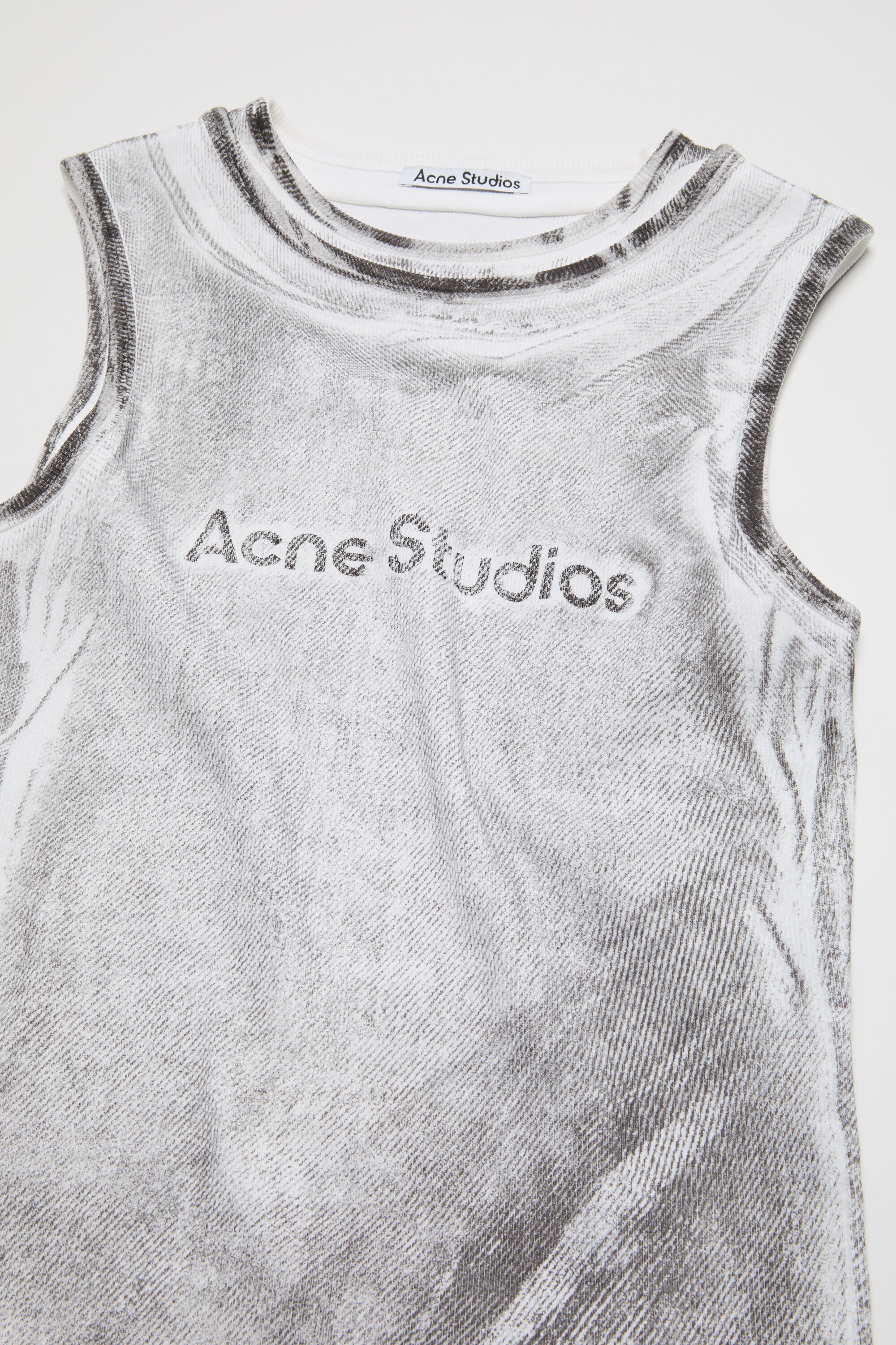 Acne Studios ホワイト タンクトップ M ホワイト（白）系 Acne Studios(アクネストゥディオス) タンクトップ