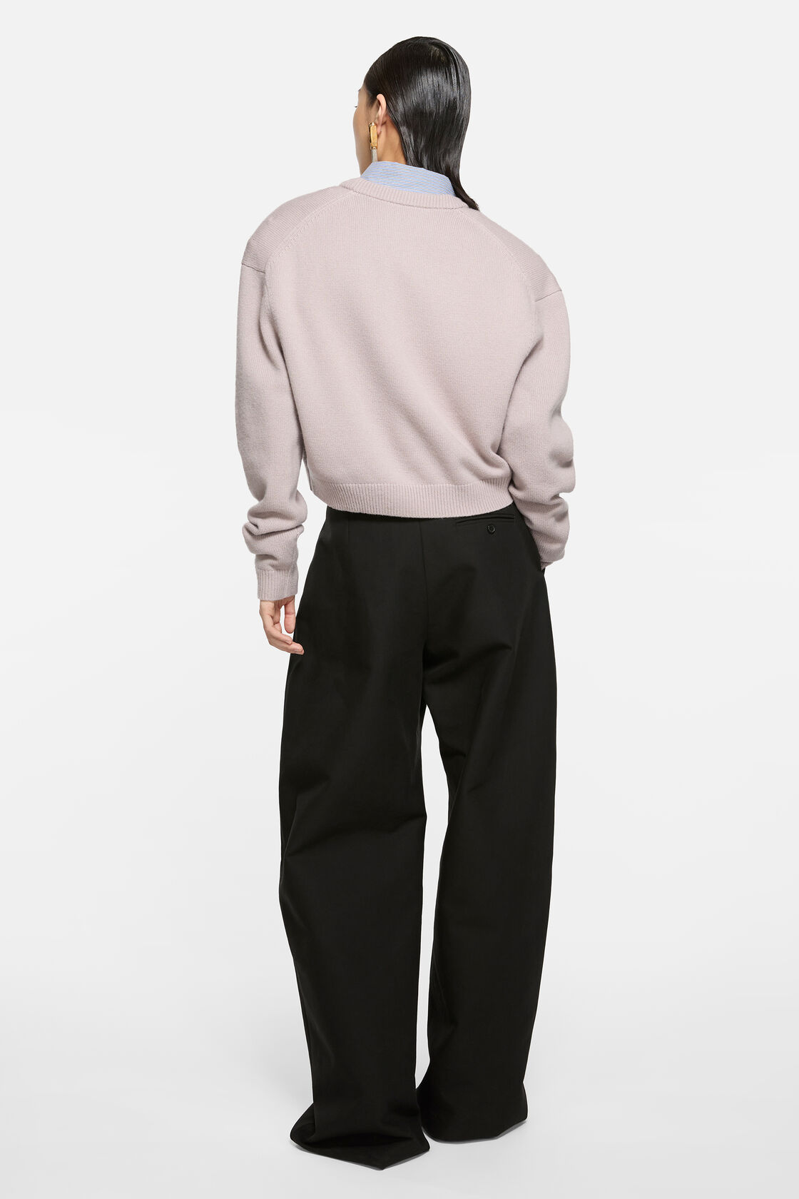 Vネックウールセーター, ペールグレー, 2000x