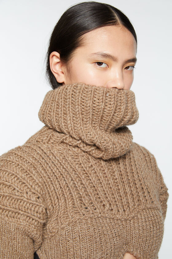 Acne Studios - Cropped high neck knit - Camel Beige