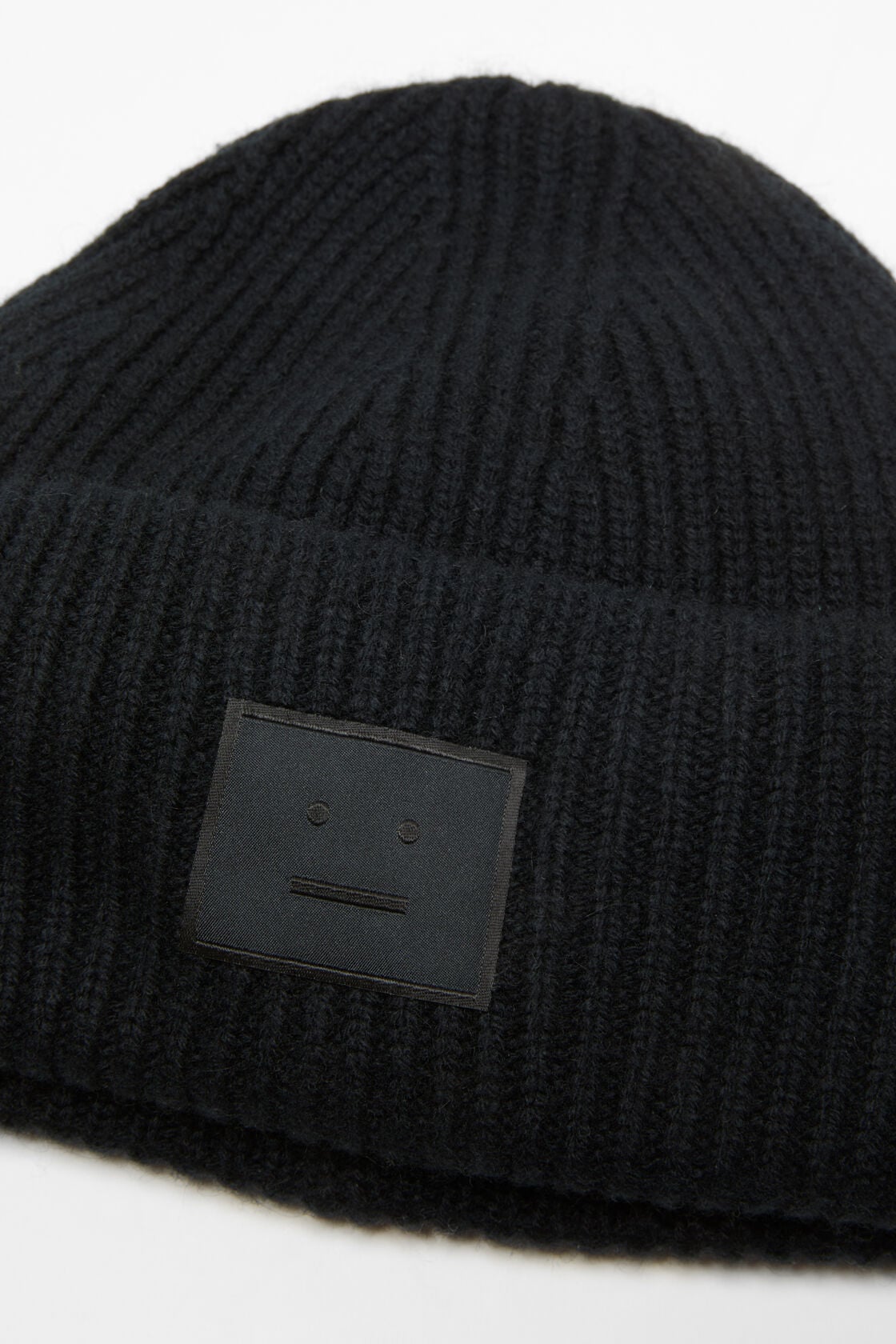 Face logo beanie - Yak, Black, 2000x