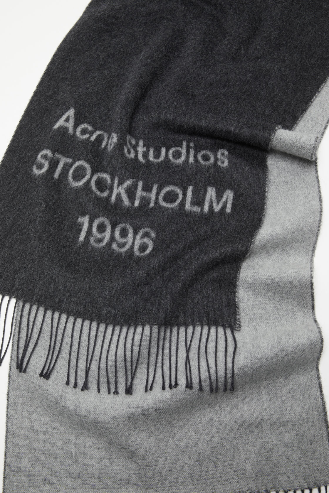 Logo jacquard scarf, Black/white, 2000x