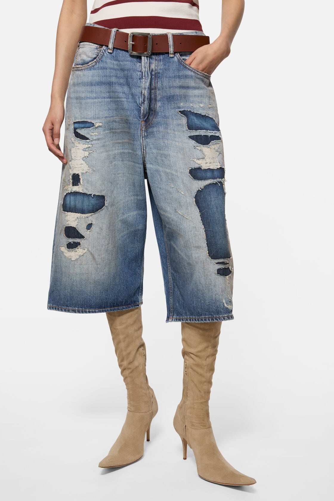Mended denim shorts, Mid Blue, 2000x