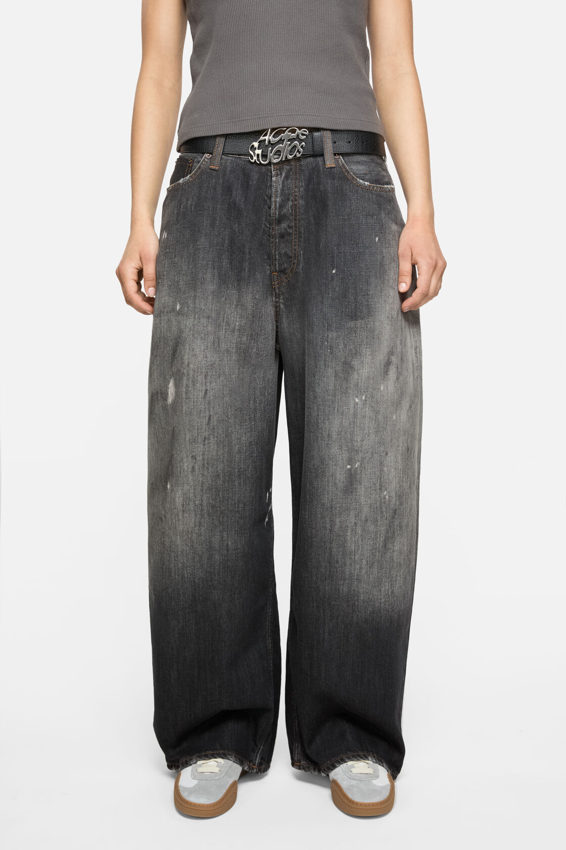 Loose fit jeans - 2023, Black, 2000x