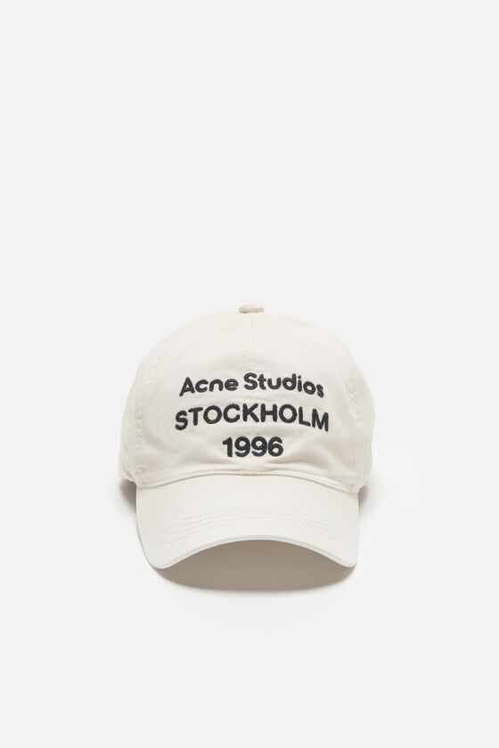 AC-UX-HATS000003, Dusty white