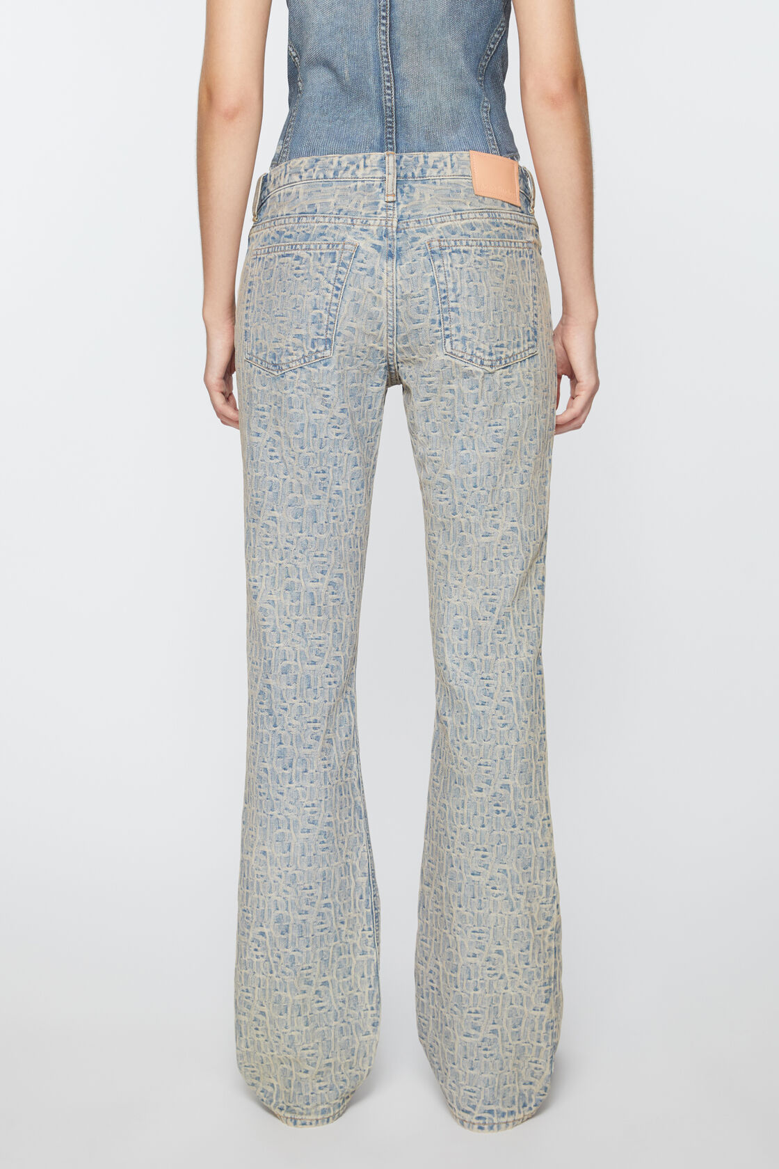 Il denim secondo Acne Studios! 85 A00440 BUF C