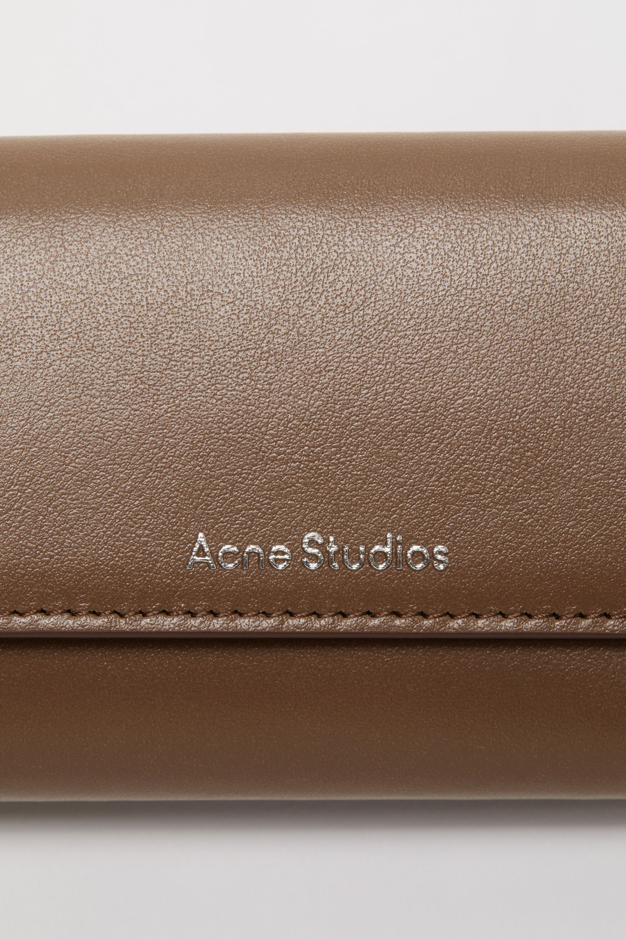 Acne Studios - 3つ折りレザーウォレット - キャメルブラウン