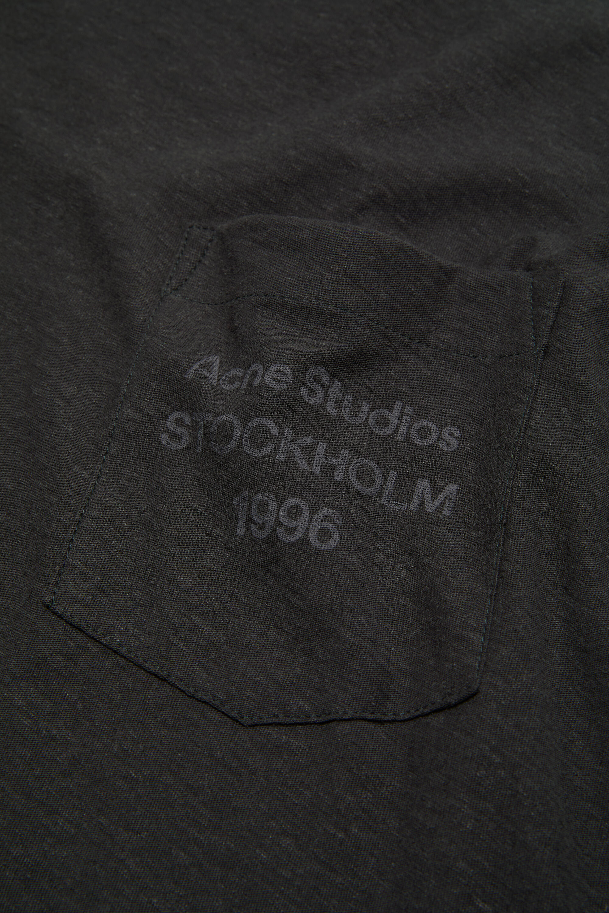 Acne Studios - Logo t-shirt - Relaxed unisex fit - Black