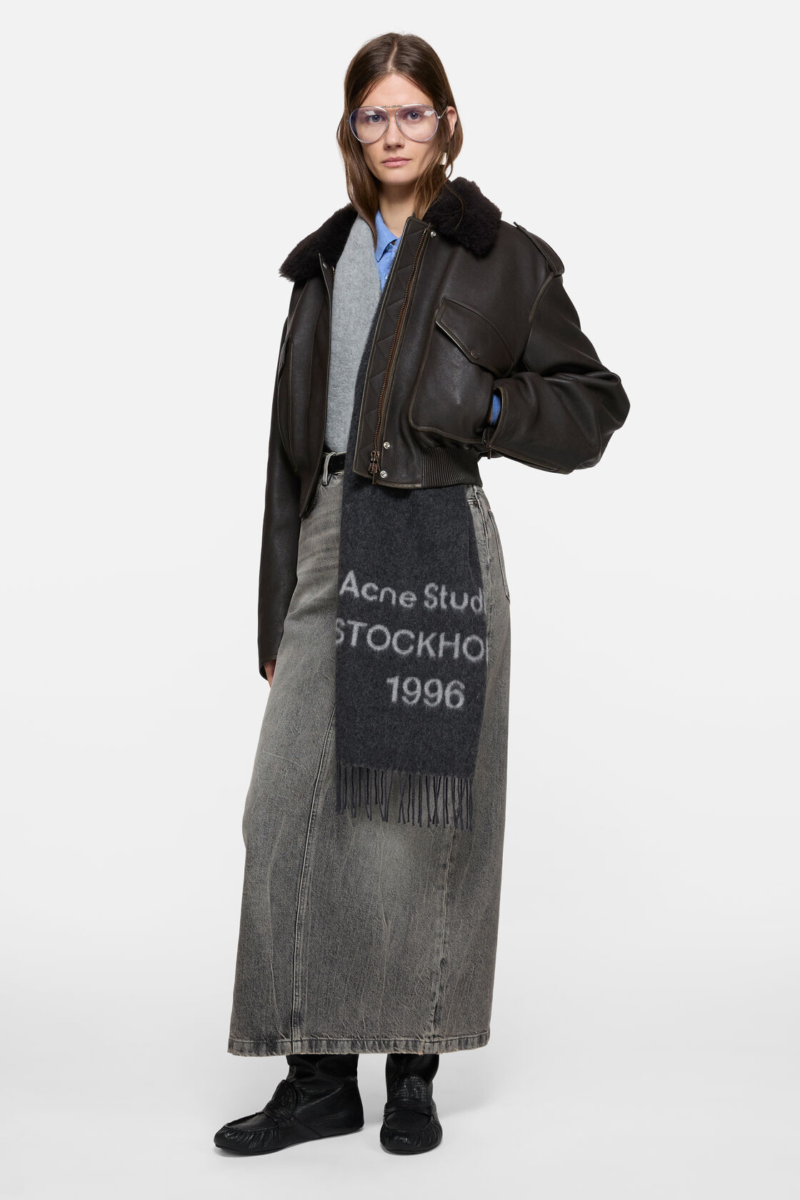 Logo scarf - Wide, Black/white, 2000x