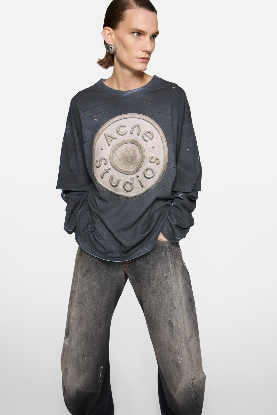 Layered logo t-shirt, Black, 2000x