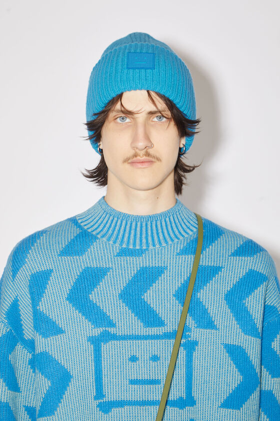 Acne Studios - Beanie mit großem Face-Logo - Saphirblau 