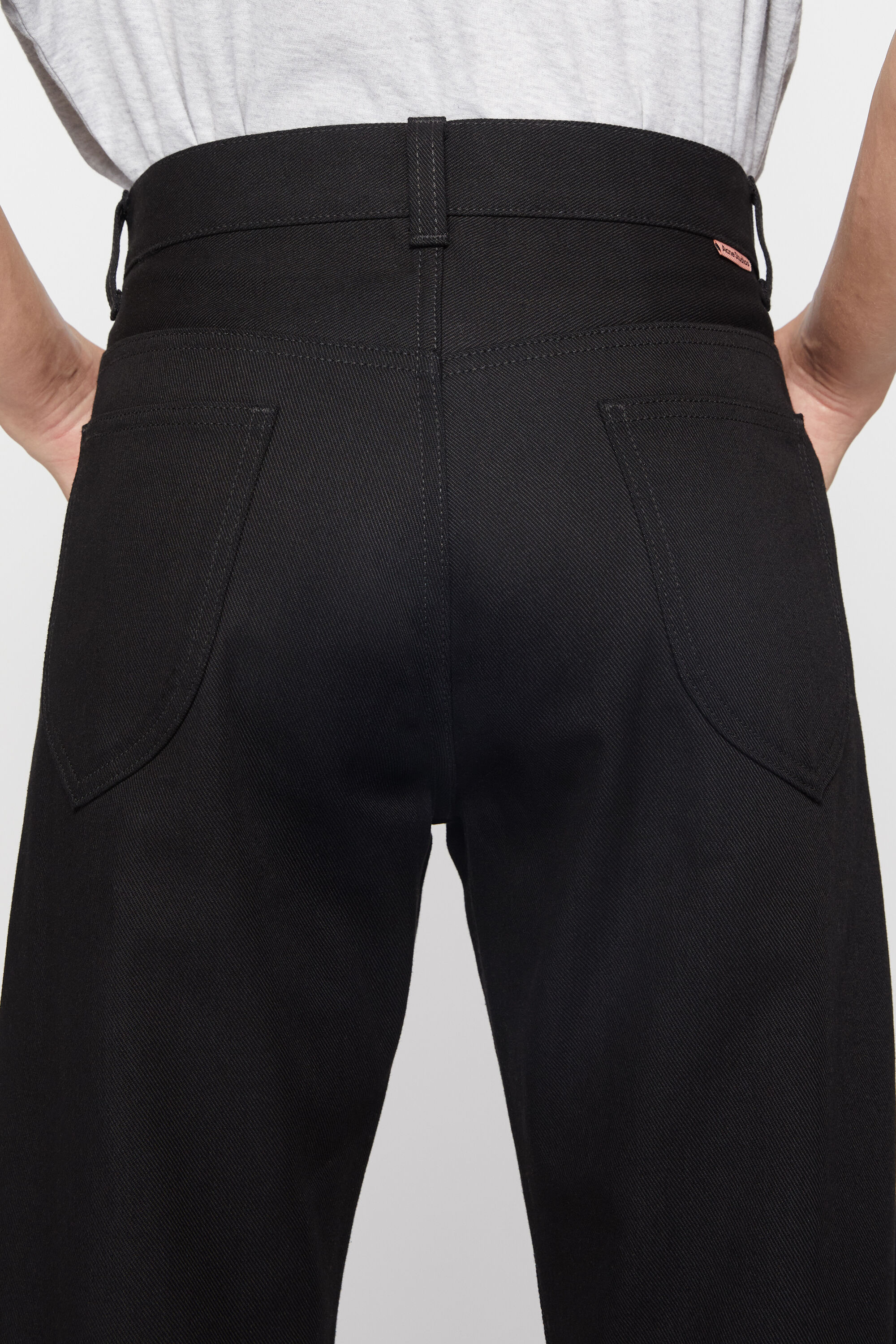 acne studious レギュラーフィットジーンズ - 1950 ブラック - パンツ