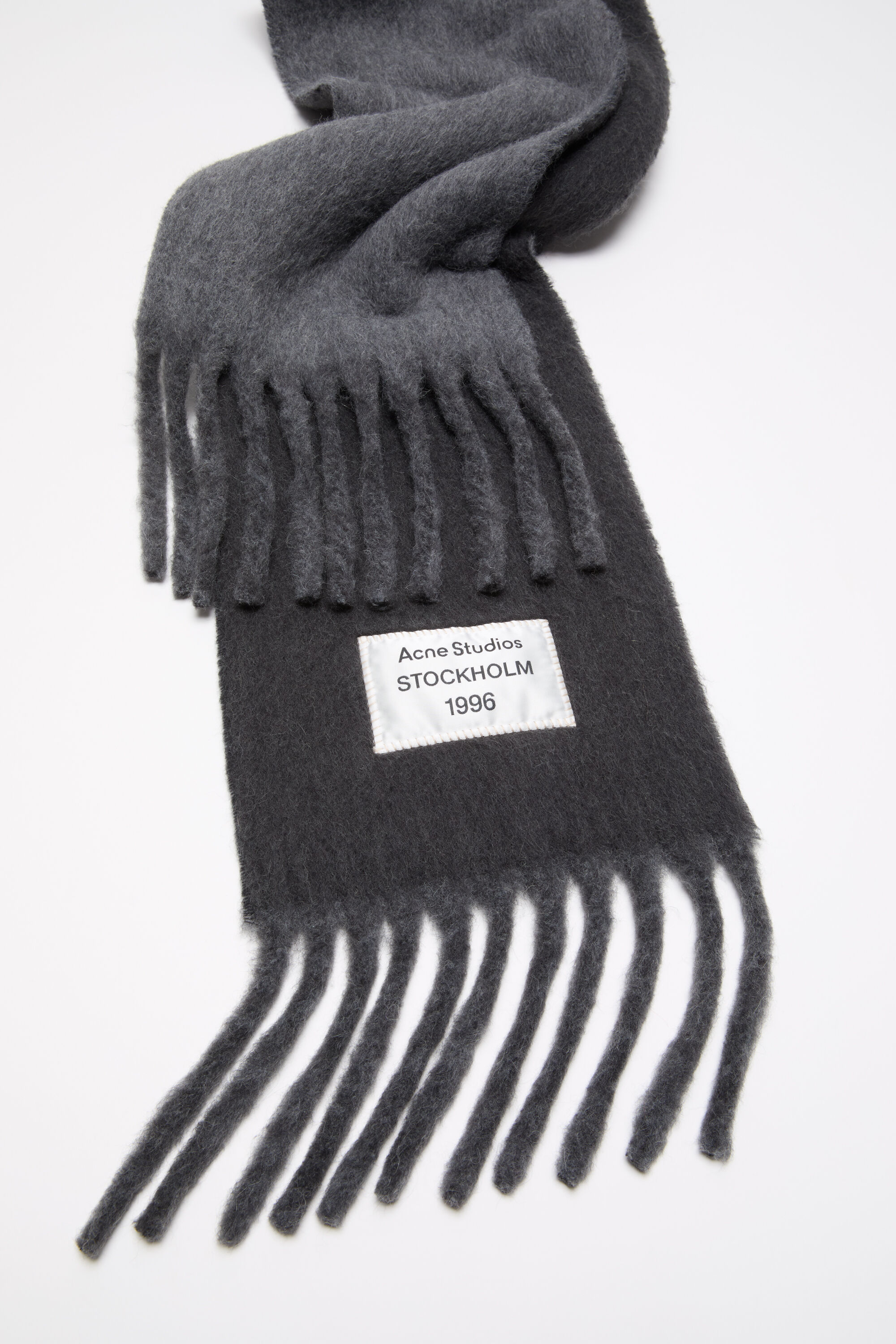 HaL. Acne Studios woolマフラー Acne Studios - Bicolour Alpaca