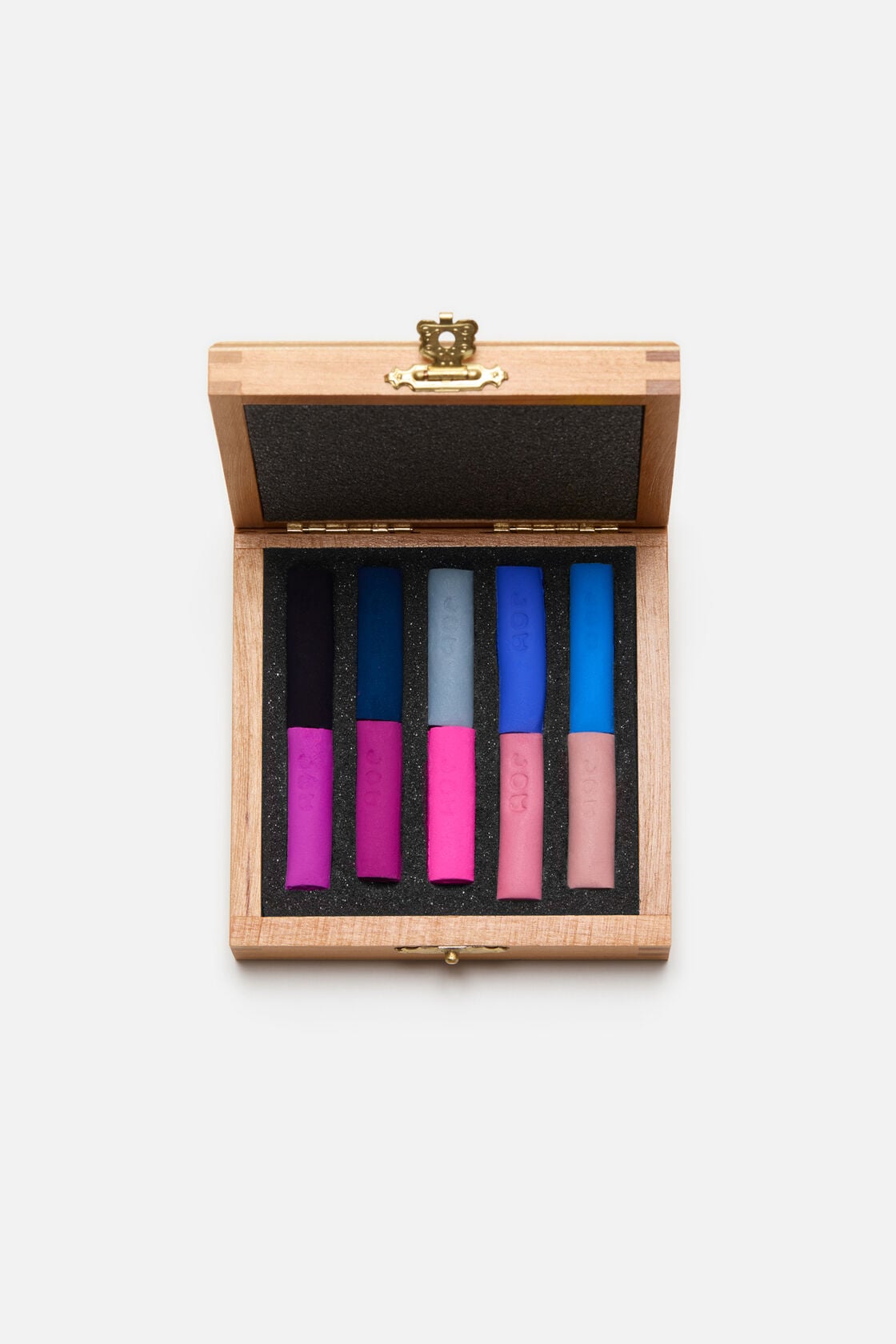 Acne Paper pastel crayons, Blue/pink, 2000x
