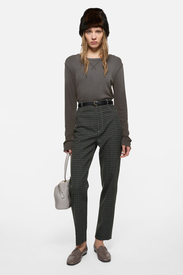 FN-UX-TSHI000277, Faded black