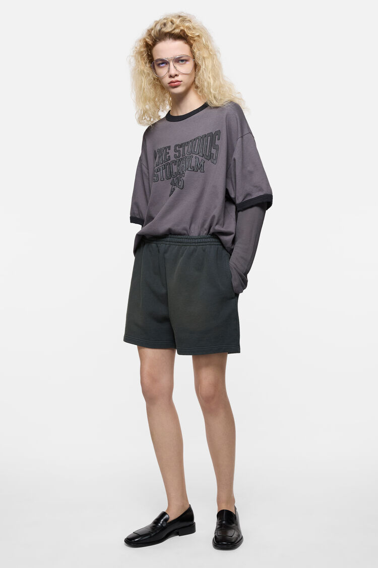 FA-UX-SHOR000068, Faded black