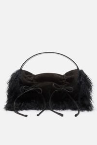Multipocket bag with shearling trim Multipocket bag with shearling trim Current colour: Black Price: $2,200