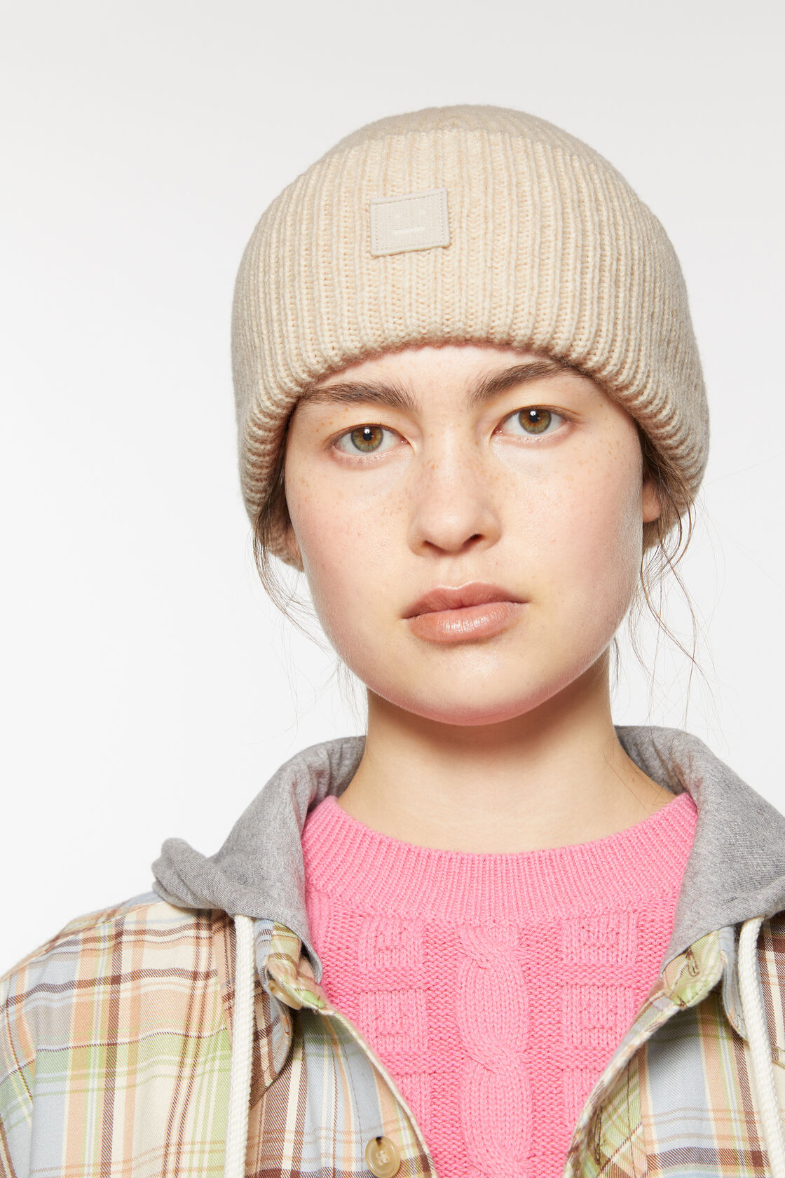 Small face logo beanie, Oatmeal melange, 2000x