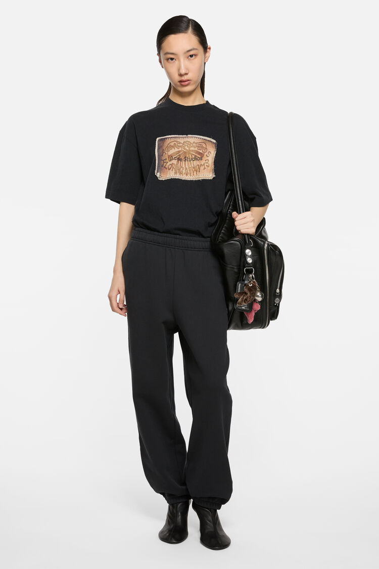 FA-UX-TROU000130, Black