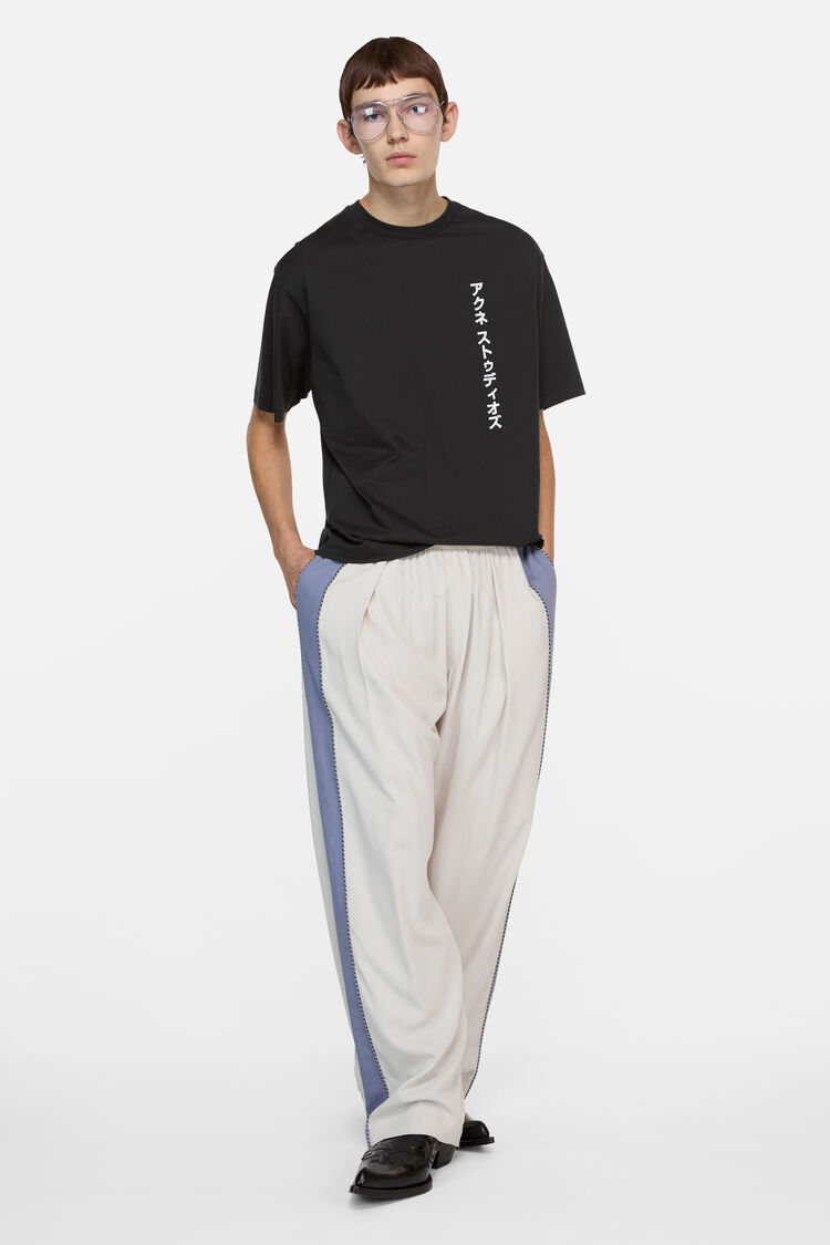 FN-MN-TSHI000698, ブラック