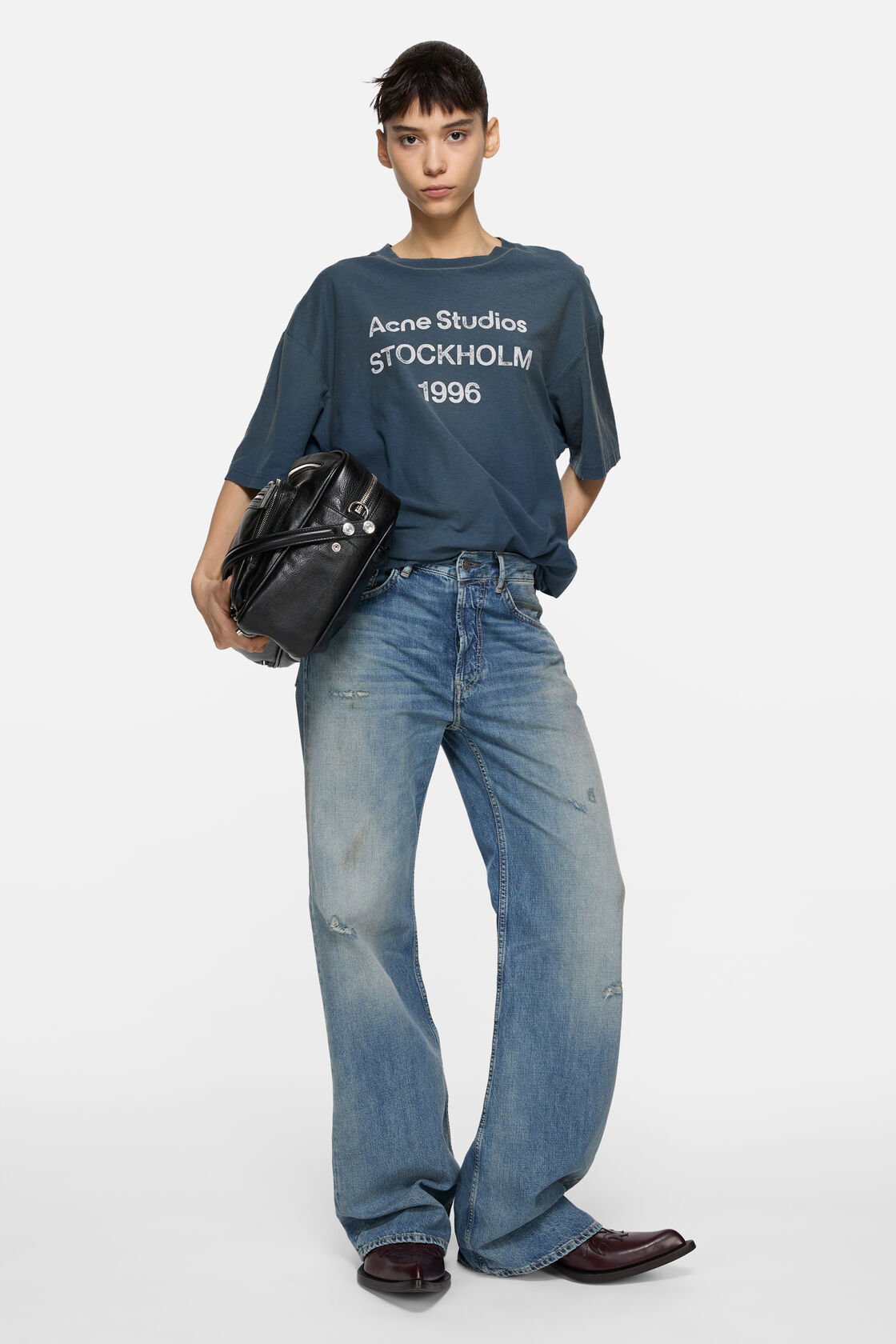 Logo t-shirt - relaxed fit, Deep blue, 2000x