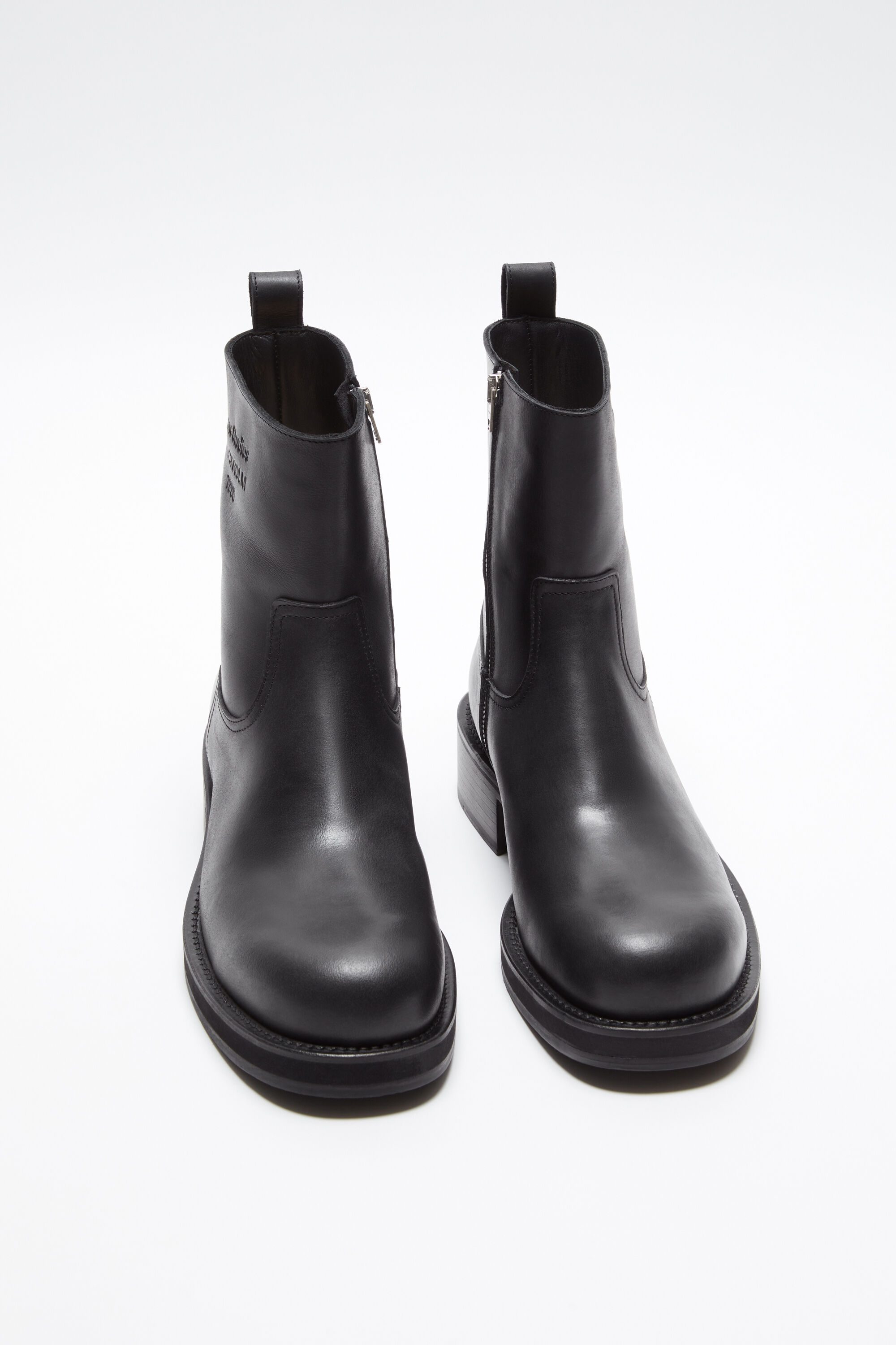 Acne Studios - レザーワックスブーツ - ブラック Acne Studios - レザーワックスブーツ - ブラック