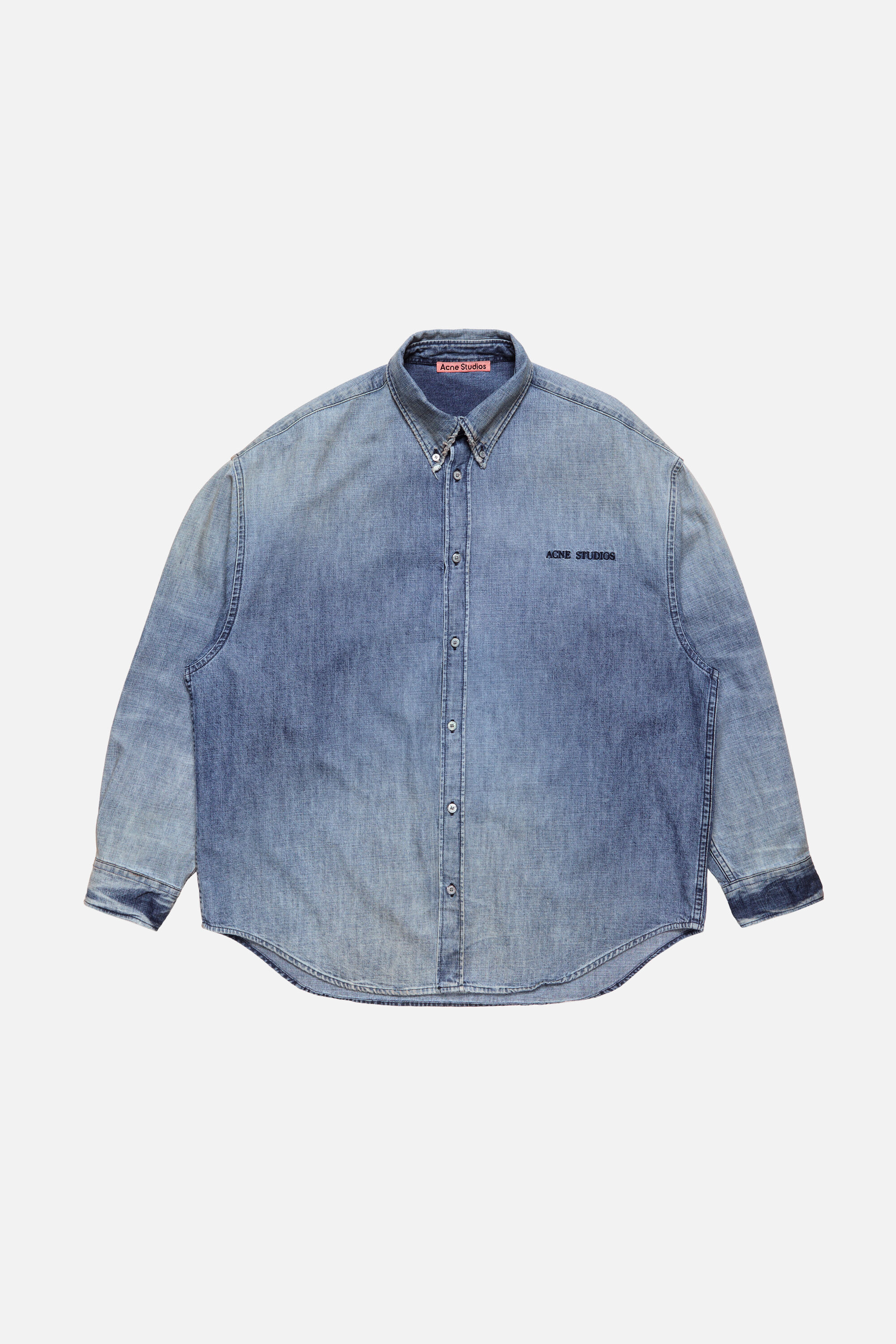 Acne Studios ボタンアップデニムシャツ Acne Studios - ボタンアップ デニムシャツ - ミッドブルー