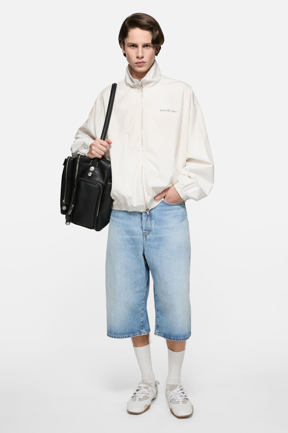 Denim shorts, Light blue, 2000x