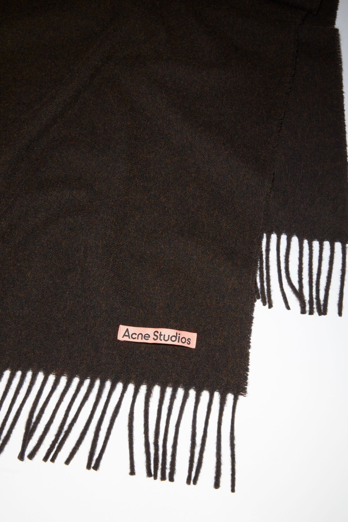 Fringe wool scarf - oversized, Chocolate brown melange, 2000x