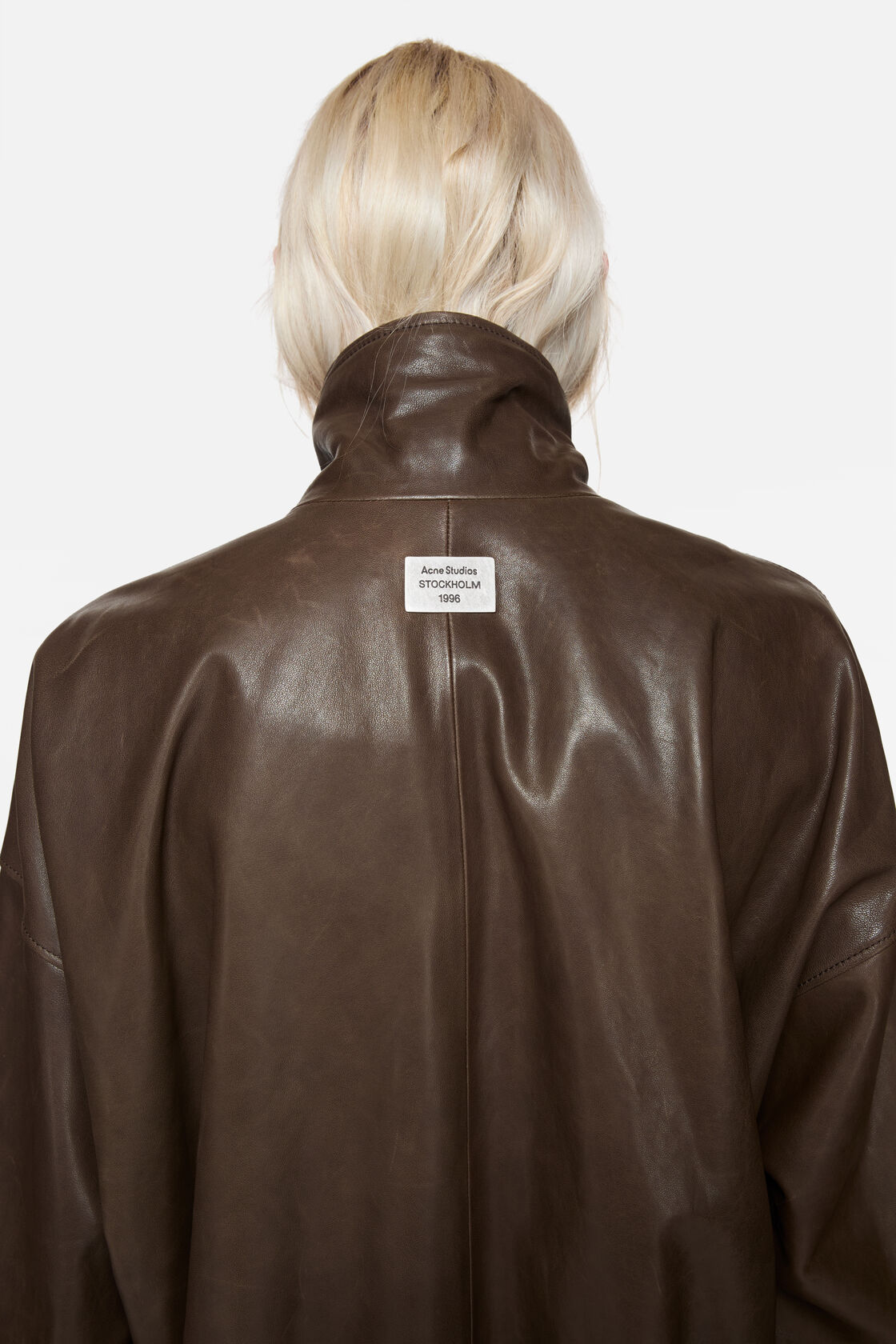 皮夹克, 深棕色, 2000x