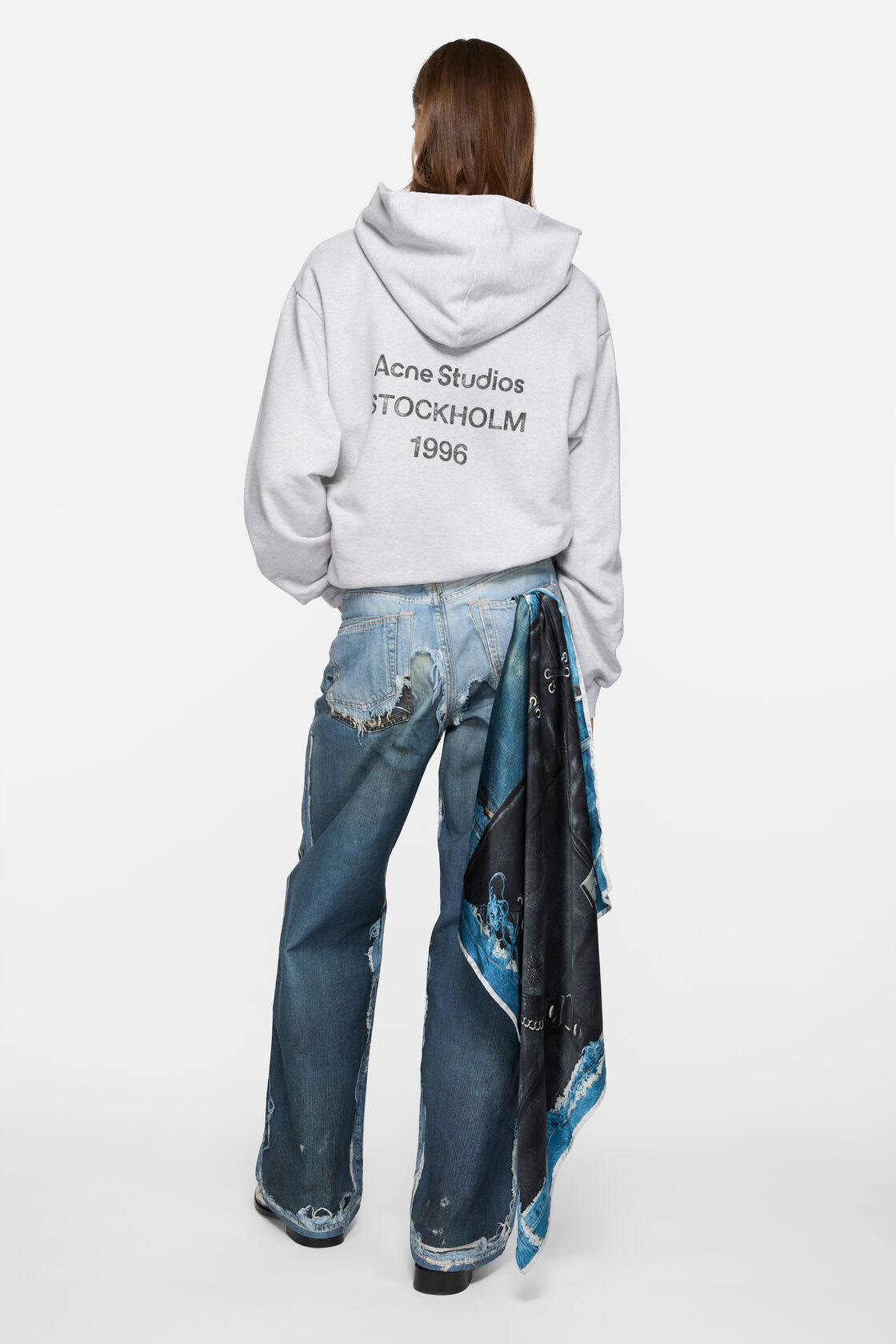 Printed silk scarf, Black/blue, 2000x