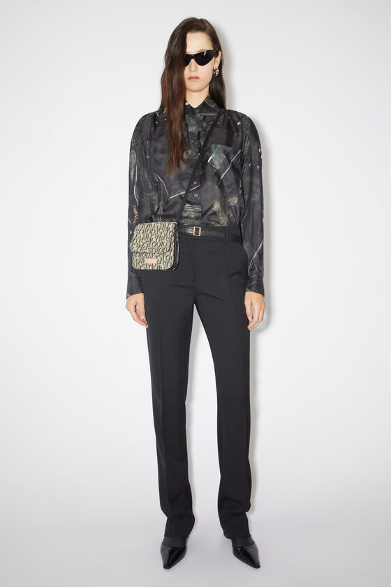Acne Studios - Monogram Platt Umhängetasche - Beige/Schwarz