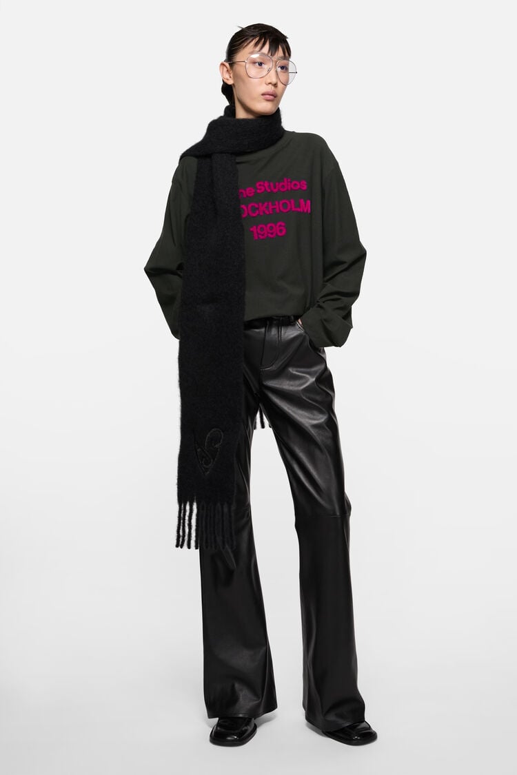 RW-UX-TSHI000001, Black