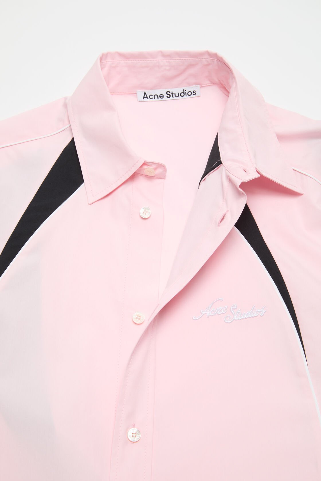 Embroidered logo button-up shirt, Baby pink, 2000x