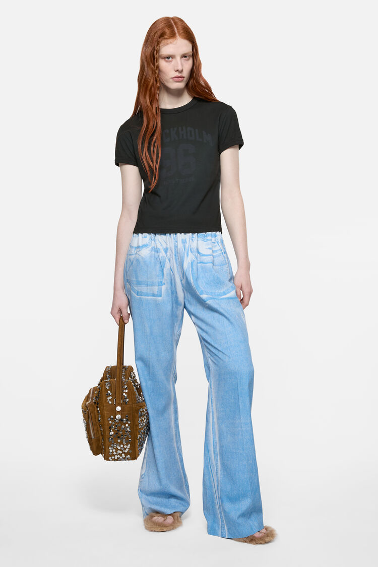 RW-WN-TSHI000016, Faded blue