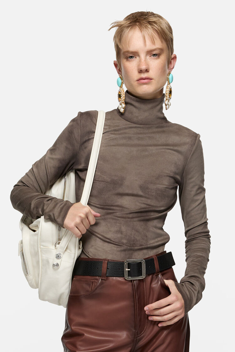 RW-WN-BLOU000034, Ash grey