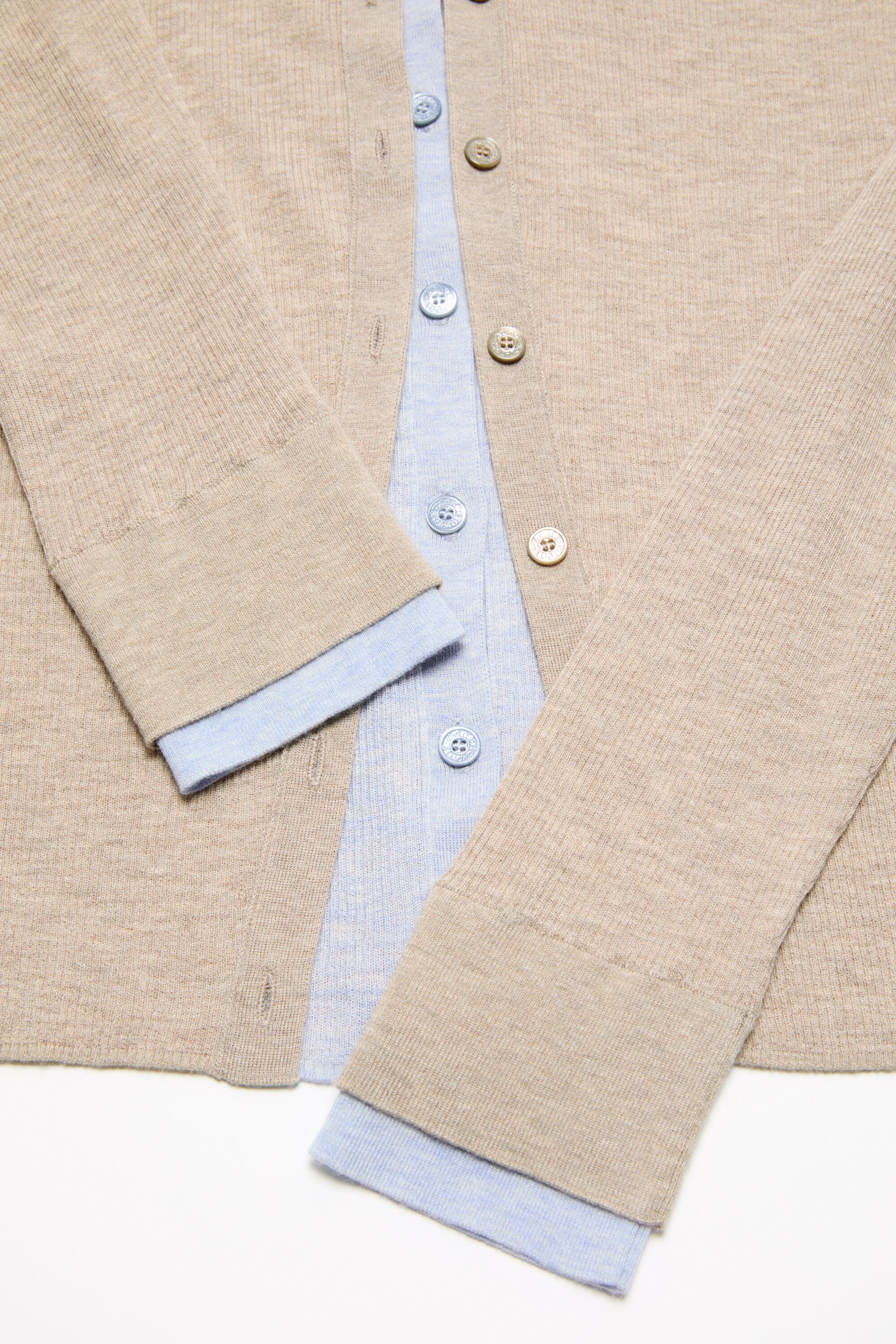 Acne Studios ベージュ　カーディガン　M Acne Studios - レイヤードシルクウールカーディガン - ベージュ