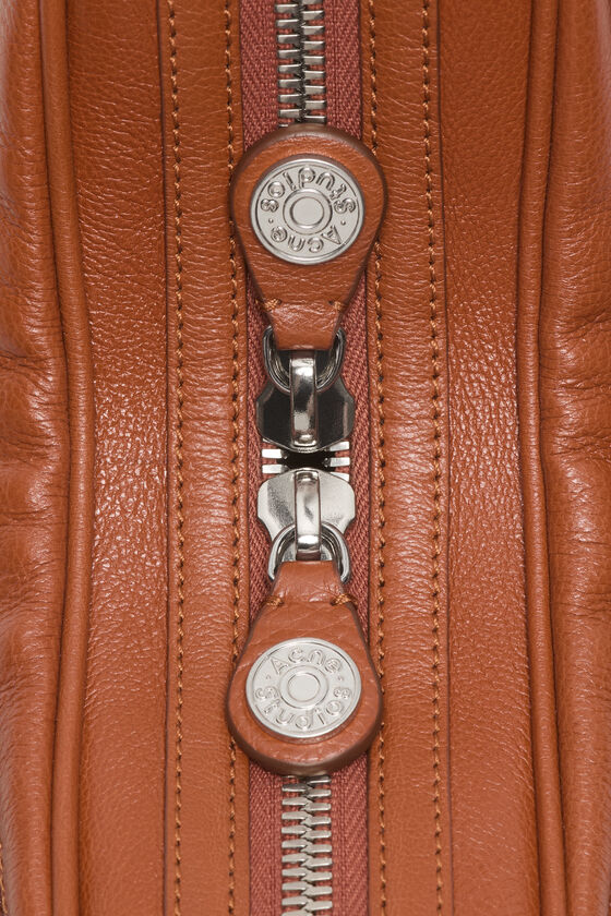 Camero Party shoulder bag, Cognac brown, 2000x