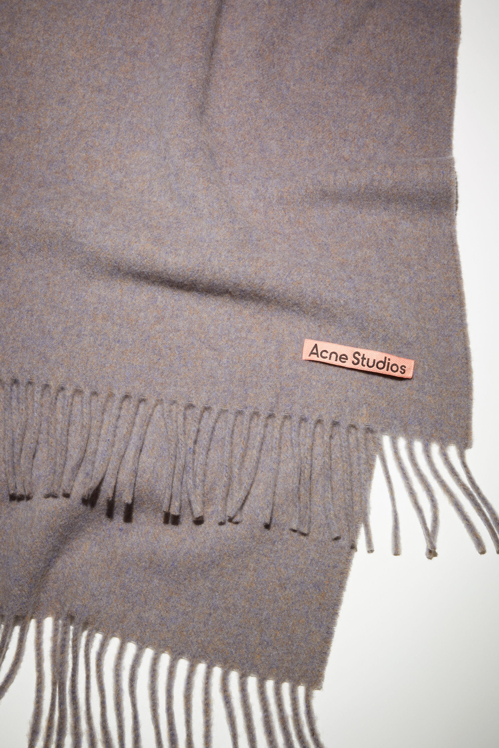 Acne Studios - フリンジウールスカーフ - オーバーサイズ Acne Studios - フリンジウールスカーフ - オーバーサイズ