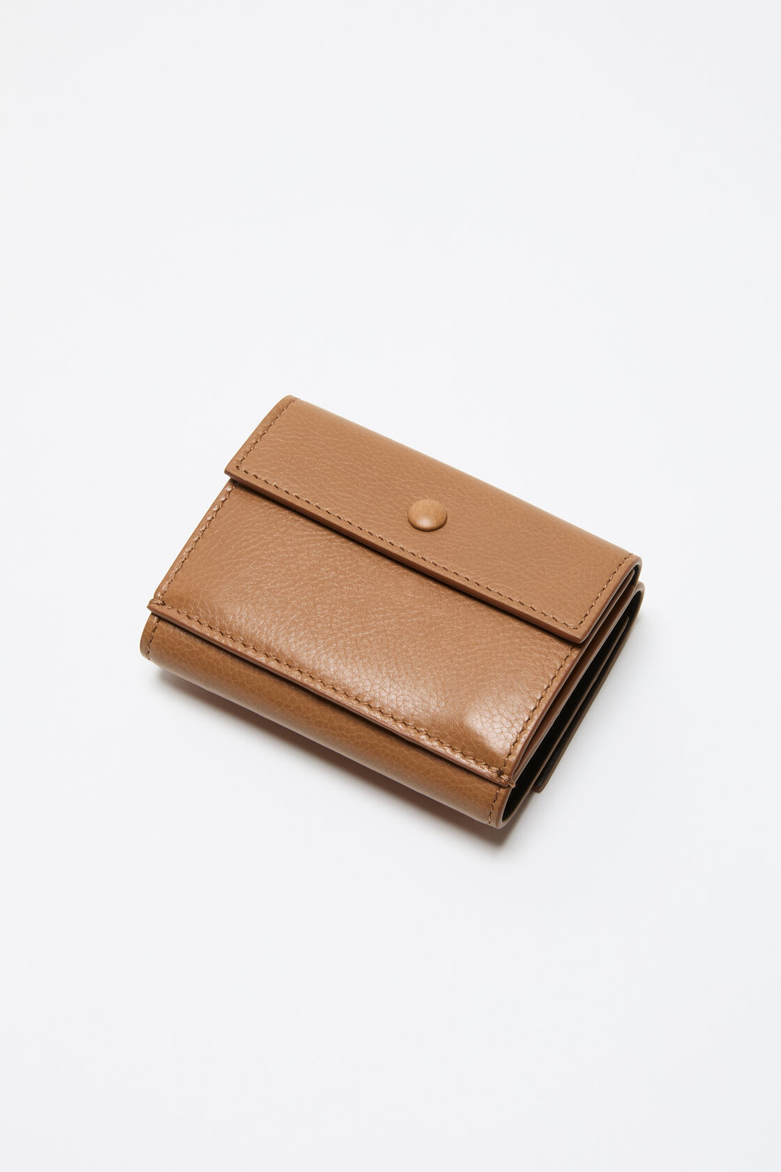 Leather trifold wallet, Caramel brown, 2000x
