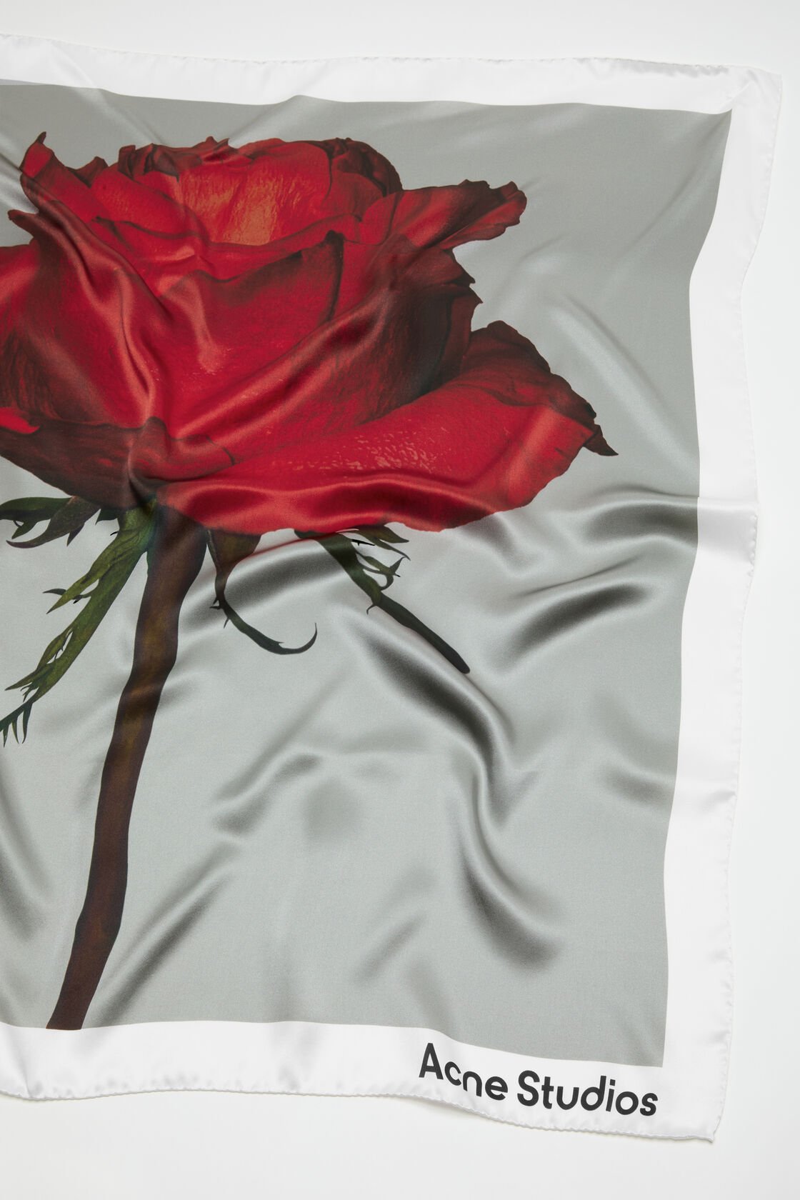 Square silk scarf, White, 2000x