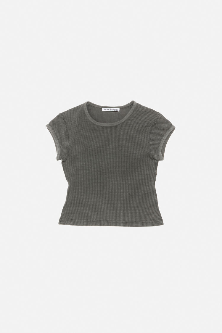 FN-UX-TSHI000025, Faded Grey