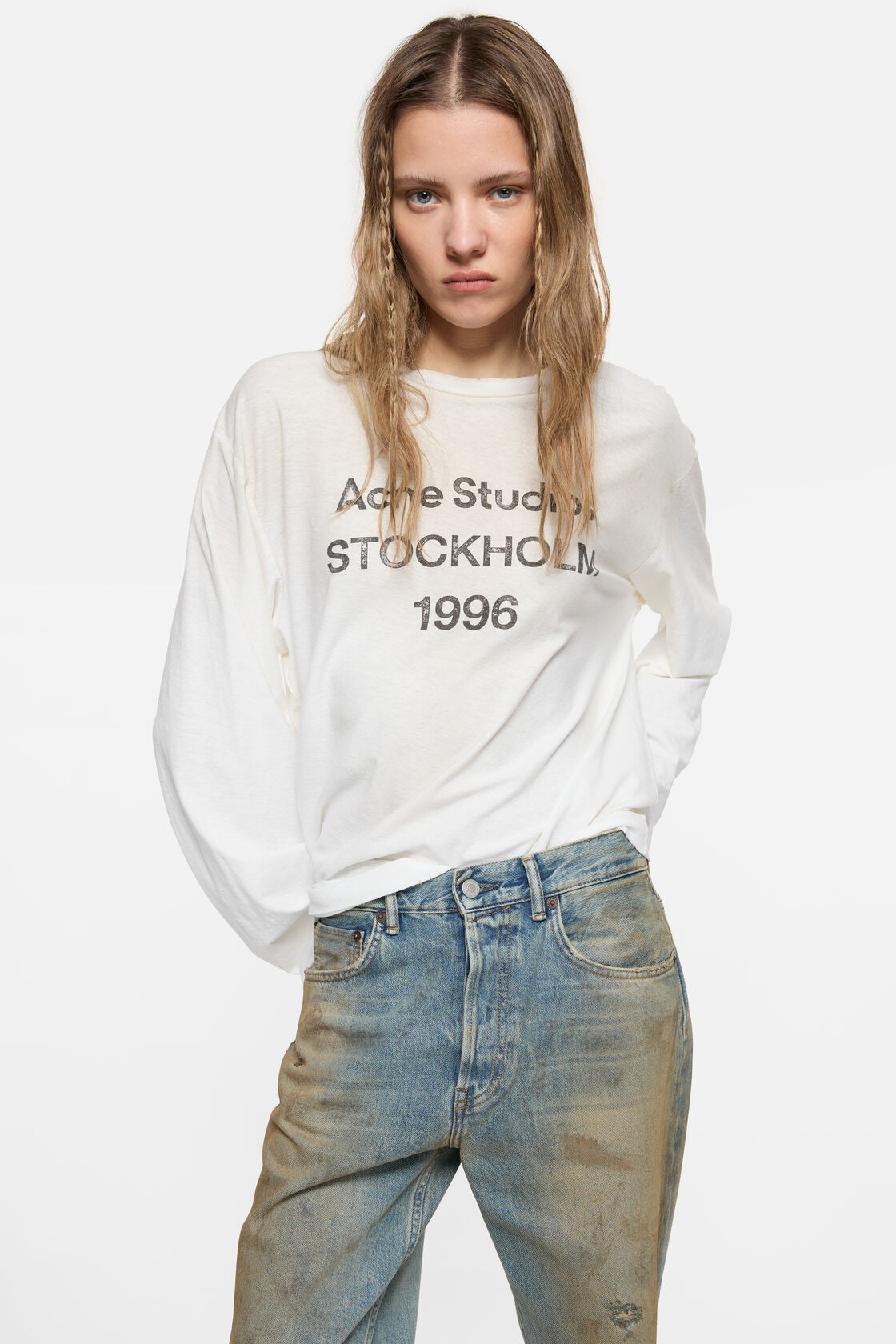 Sprayed 1996 logo t-shirt, Dusty white, 2000x